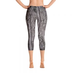 Capri Leggings. The silver lining.